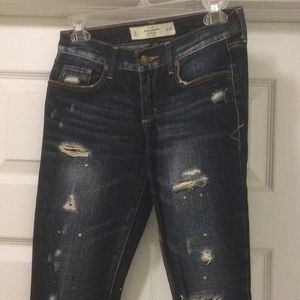 Ambercrombie Jeans “distressed”